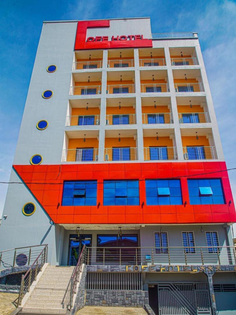 Cofe Hotel Yaoundé Екстериор снимка