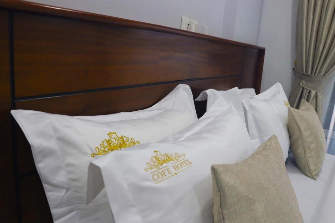 Cofe Hotel Yaoundé Екстериор снимка