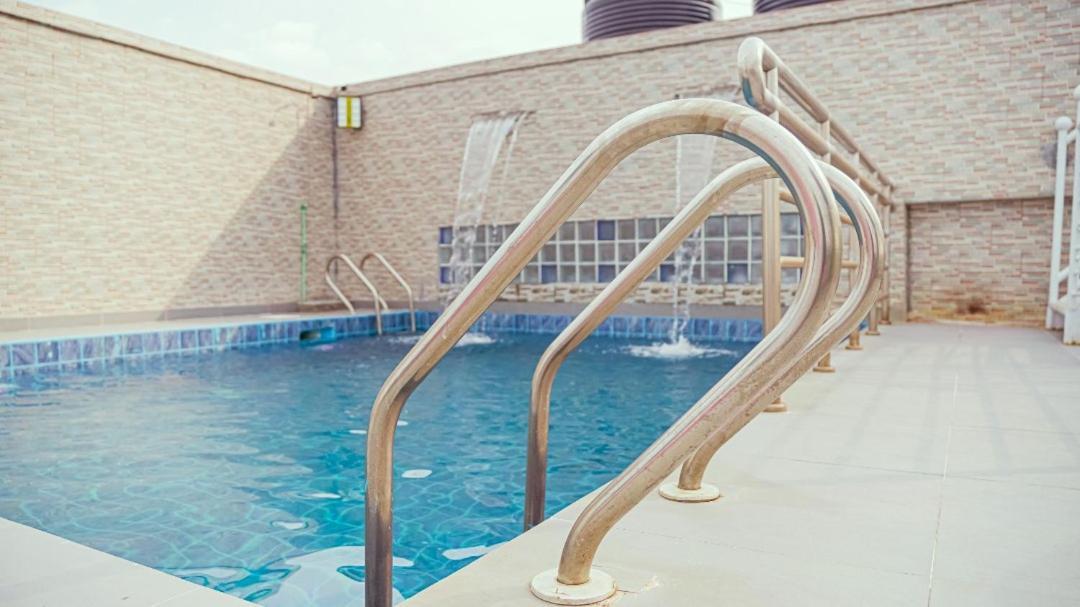 Cofe Hotel Yaoundé Екстериор снимка